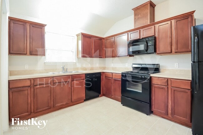 Photo - 7917 Big Oak Dr