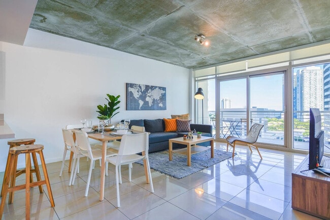 Photo - 3250 NE 1st Ave Unidad FL10-ID1022234P