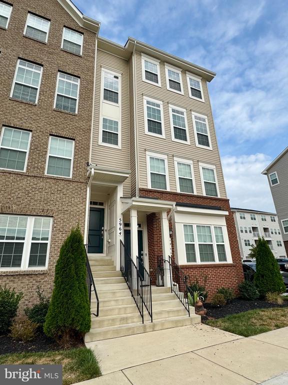 Building Photo - 5964 Forum Sq Rental