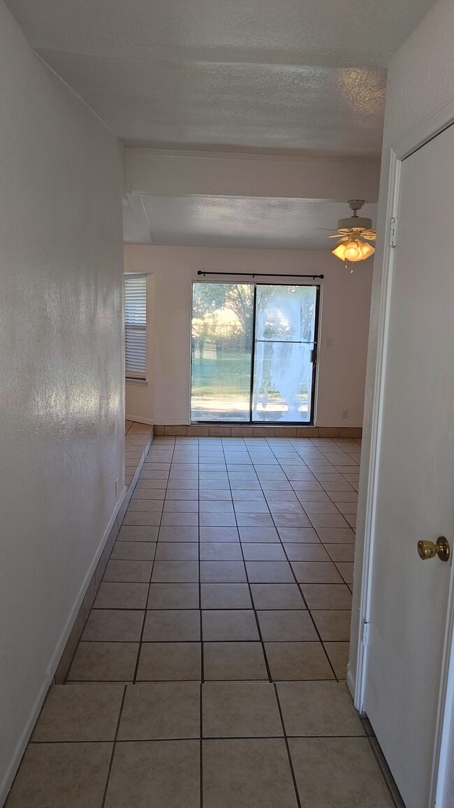 Photo - 1003 N 4th St