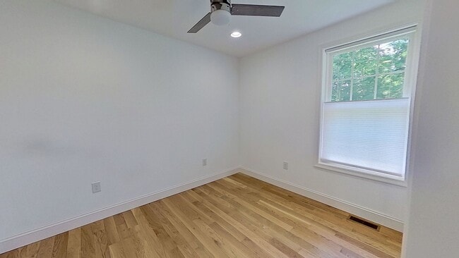 Photo - Newly Renovated 3 Bedroom Home