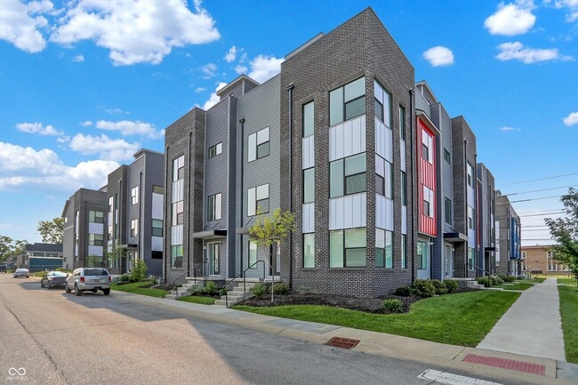 Photo - 1303 Deloss St