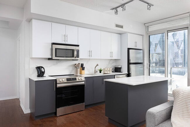 Photo - 65 Raptors Way Unit SI ID1511282P