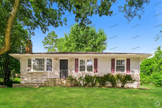 Building Photo - 6515 Heintz Rd Rental