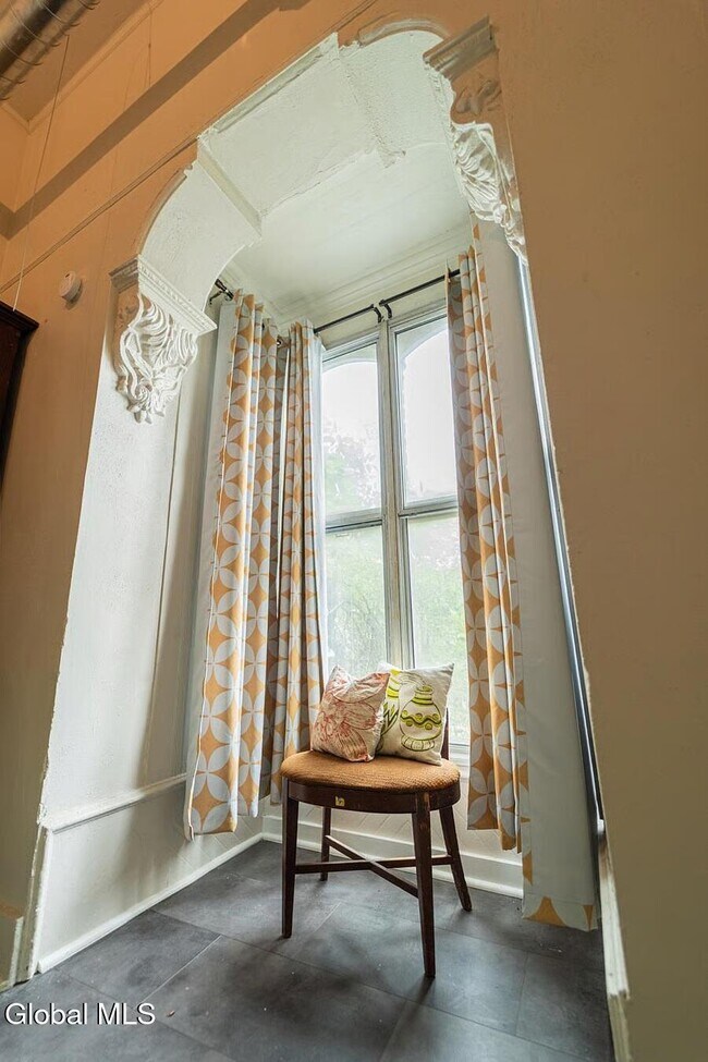 Photo - 240 Washington Ave Unit 1