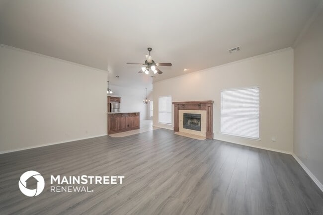 Photo - 17029 Woodvine Dr