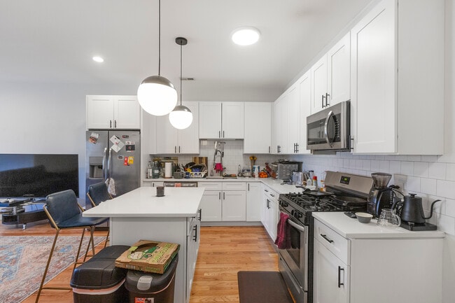 Photo - 1638 N Western Ave Condo Unit 3