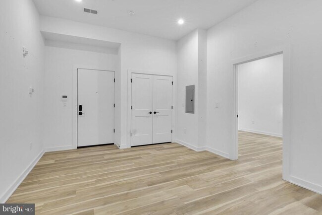 Photo - 1415 Locust St Unidad 503