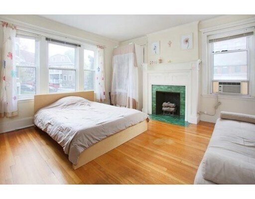 Photo - 6 Radcliffe Rd Unit 2