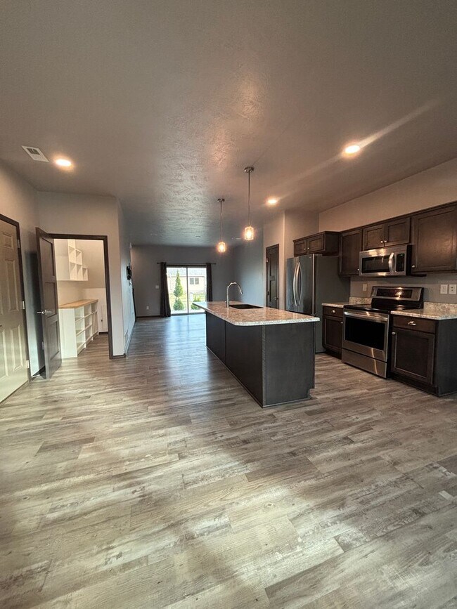 Photo - Spacious 3-Bedroom Home