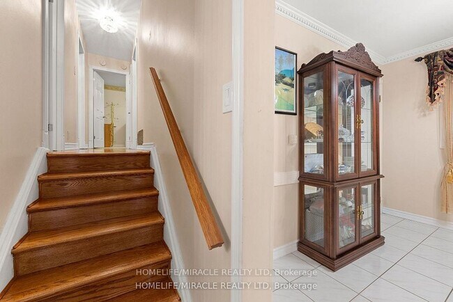 Photo - 85 Autumn Blvd