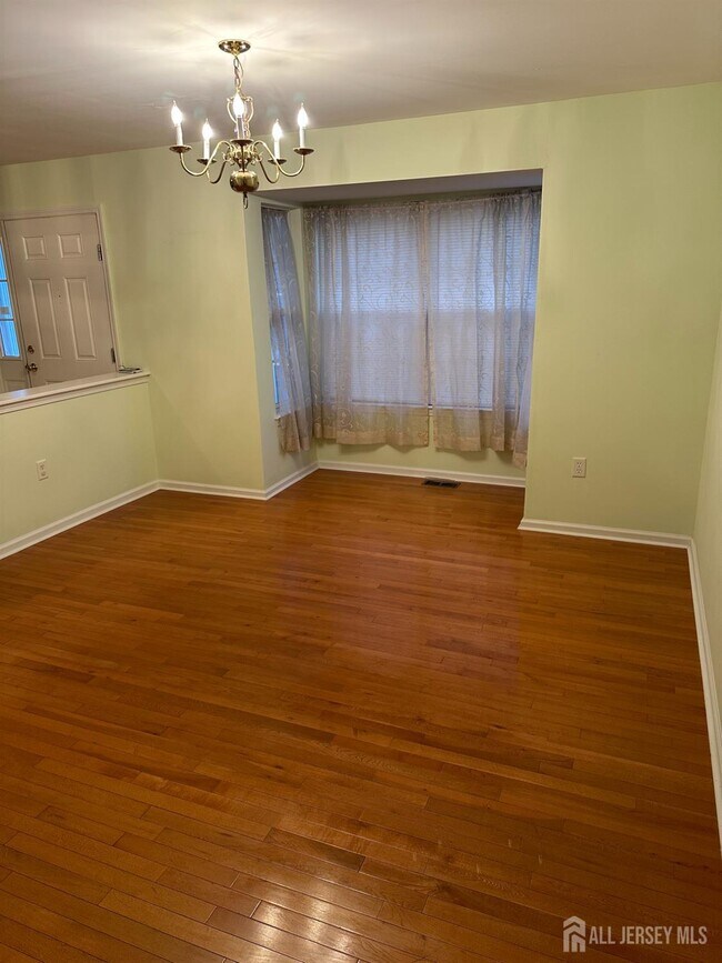 193 Fountayne Ln