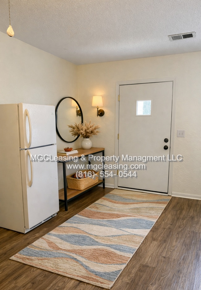 Photo - 303 SE Grand Ave Unit 303-8