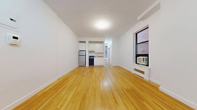 Building Photo - 0 bedroom in New York NY 10075 Unit 3D Rental