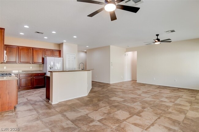 Photo - 7417 Widewing Dr