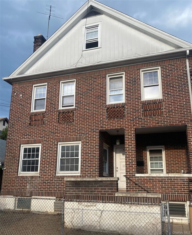 Building Photo - 53 Madeleine Ave Unit 1 Rental