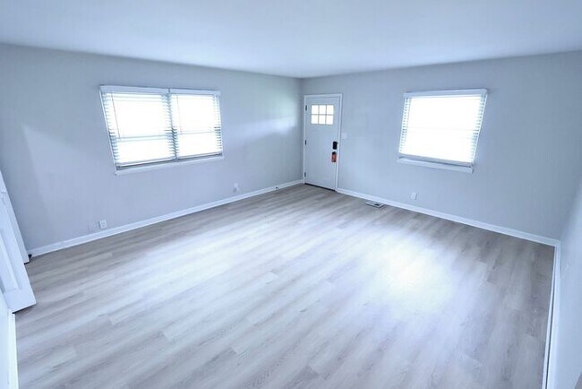 Photo - 1276 Bailey Rd