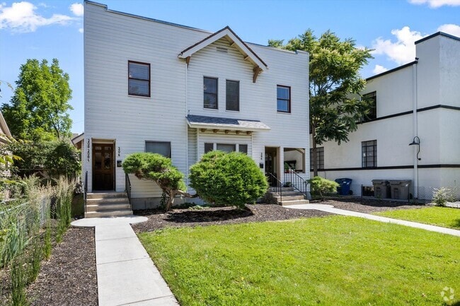 Building Photo - Bannock Fourplex Unit 206 Rental