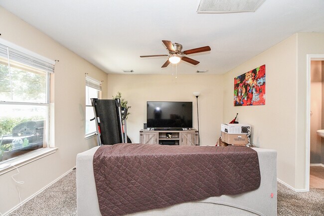 Photo - 17311 Wigeon Way Dr