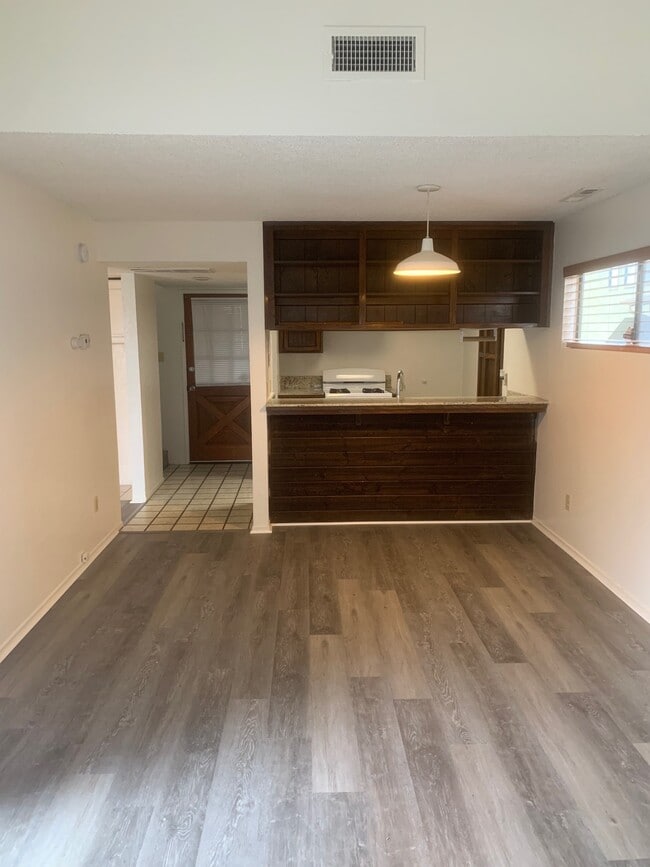 Photo - 1127 Bel Aire Cir