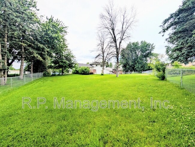 Photo - 4382 Rosebriar Ave