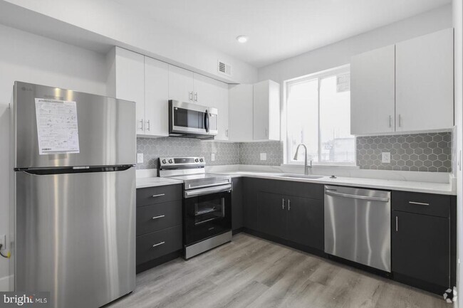 Building Photo - 800 Callowhill St Unit 10-1 Rental