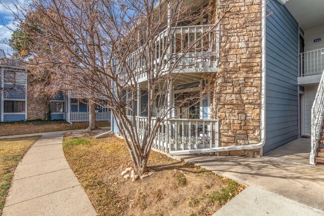 Photo - 8335 S Fairmount Dr
