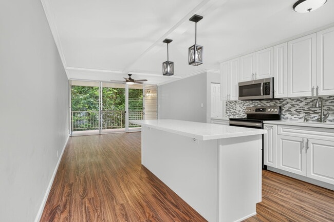 95-257-257 Waikalani Dr