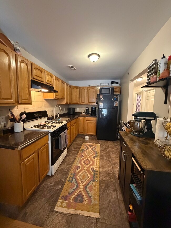 kitchen - 167 Newark Pompton Tpke Unit #1