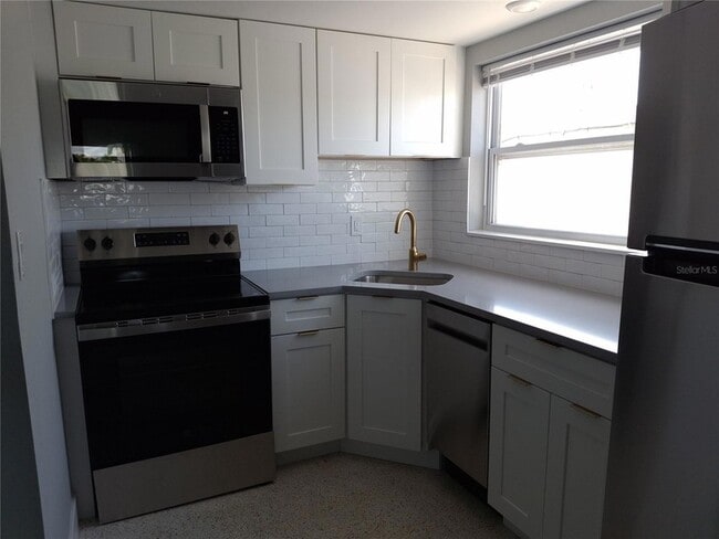 Photo - 11355 3rd St E