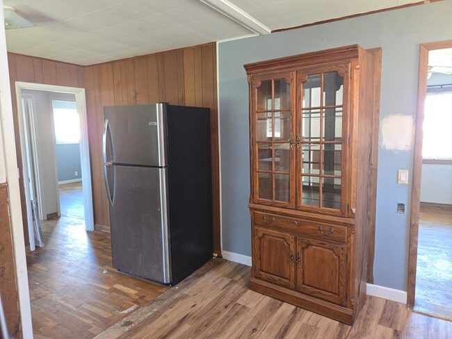 Photo - 503 N Miller St