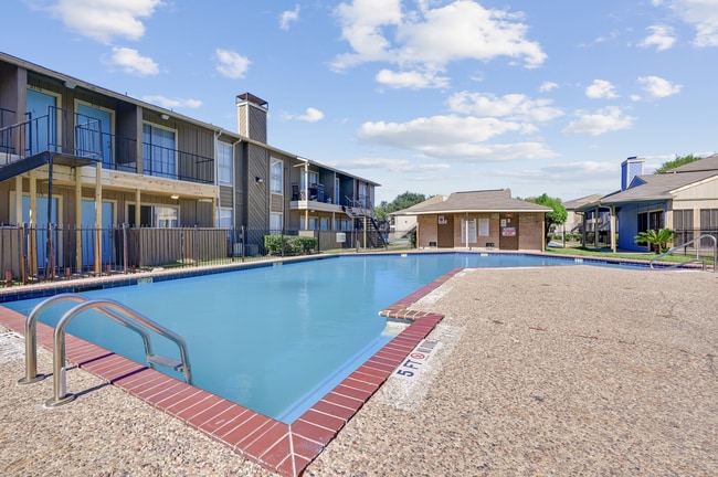 Building Photo - Timber Ridge Rental