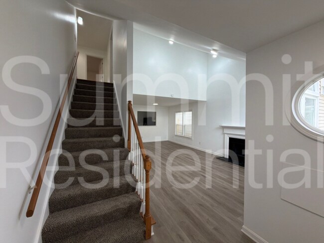 10507 Bay Pointe Ct