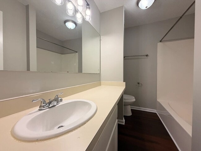 140 Cumberland Ct Unit A
