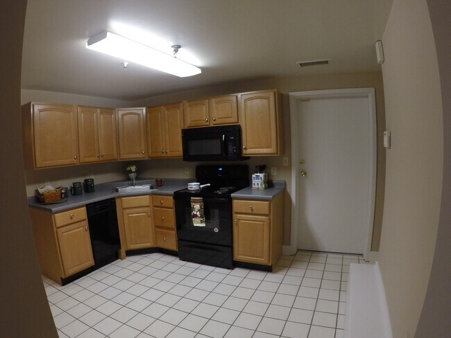 Photo - 904 South St