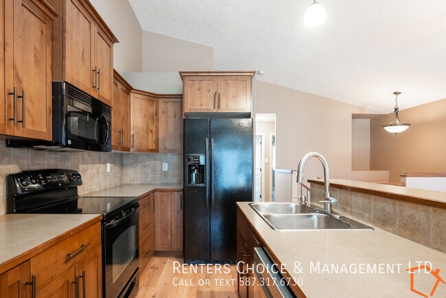 Photo - Family Home on Silkstone with AC and Driveway Parking