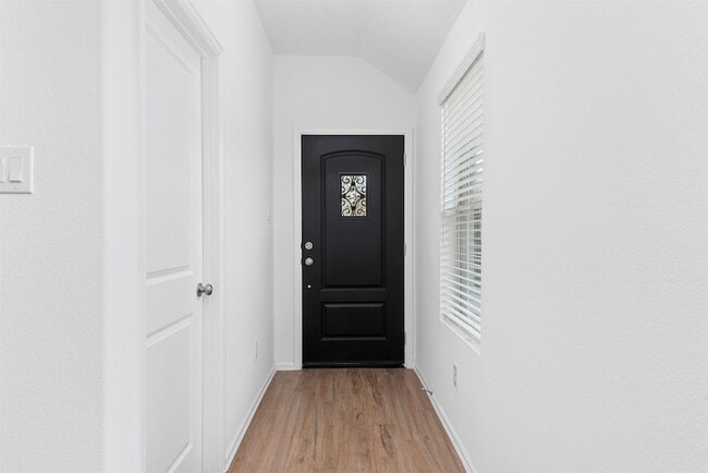 Photo - 6207 Russett Elm Ct