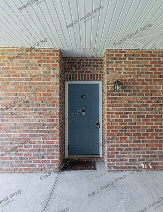 Photo - 2065 Silvercrest Dr Unit # 6-D