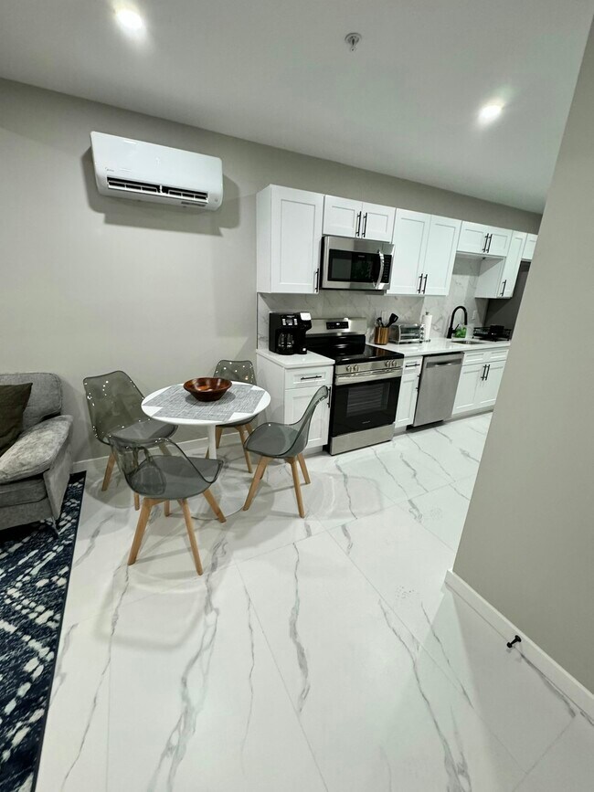 Photo - 1487 5th Ave Unit 5