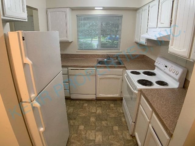 Photo - 3031 NE Juniper Ave