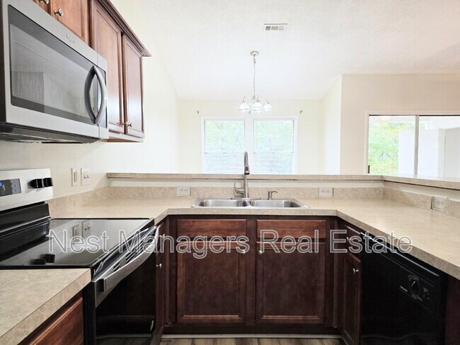 Photo - 6768 Willowbrook Dr Unit 8