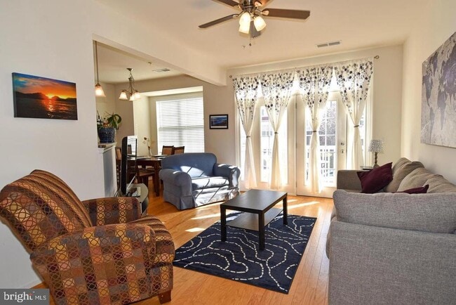 Photo - 45740 Winding Branch Terrace