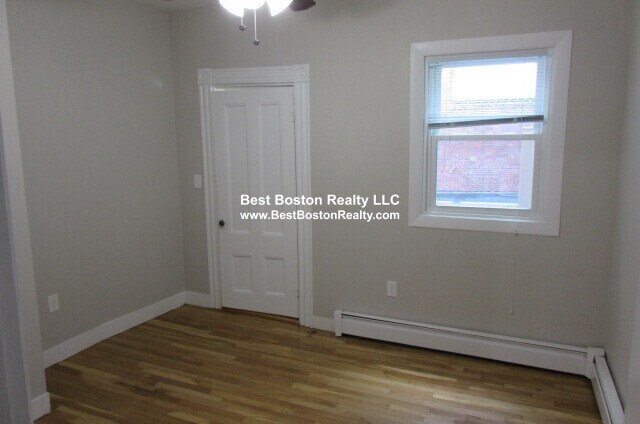 Photo - 26 John F. Kennedy St