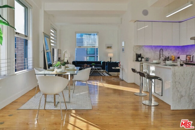 Photo - 125 4th St Unit 1009