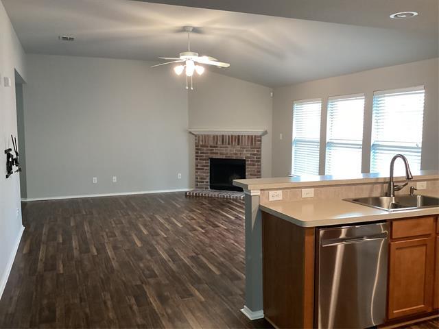 Photo - 4204 Silverwood Trail