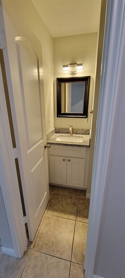 Photo - 36 Field Flower Ct