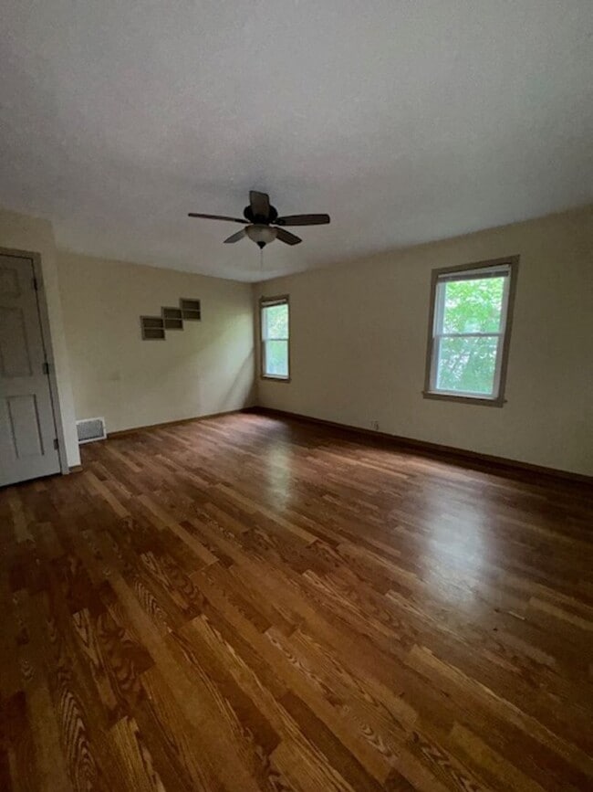 Photo - 3 Bedroom single family home coming soon!