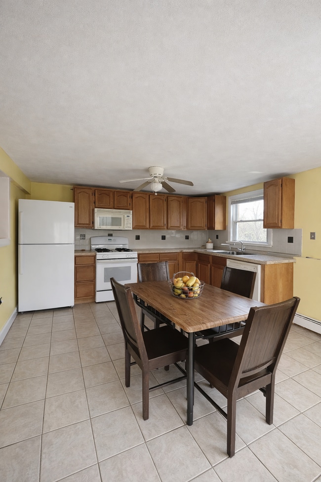 Photo - 4 Katherine Dr Unit 4B Katherine Drive