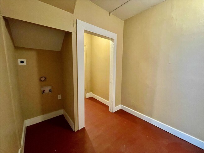 Photo - 1814 Ave M 1/2 Unit 1