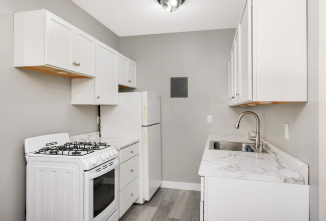 Building Photo - 3308 Girard Ave S Rental